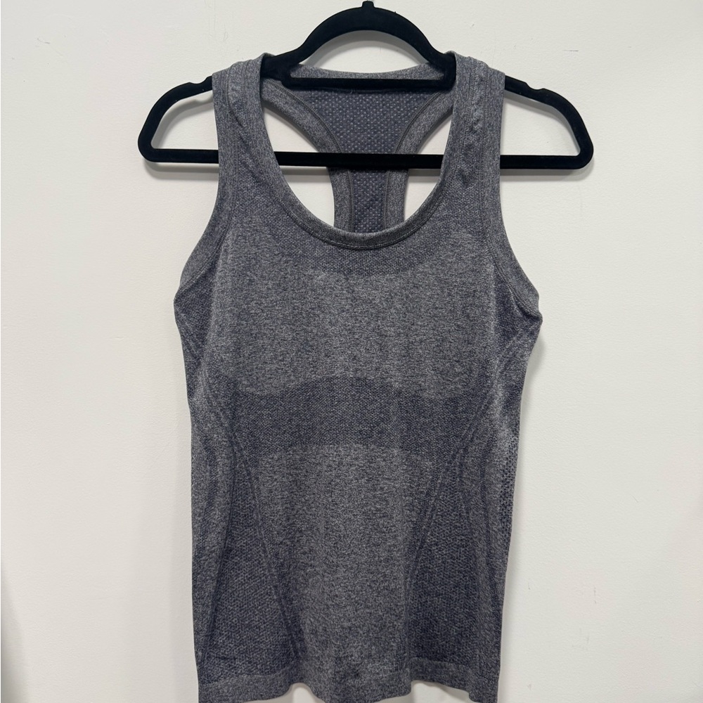 Athleta Momentum Seamless Racerback Heathered Gray Tank medium
